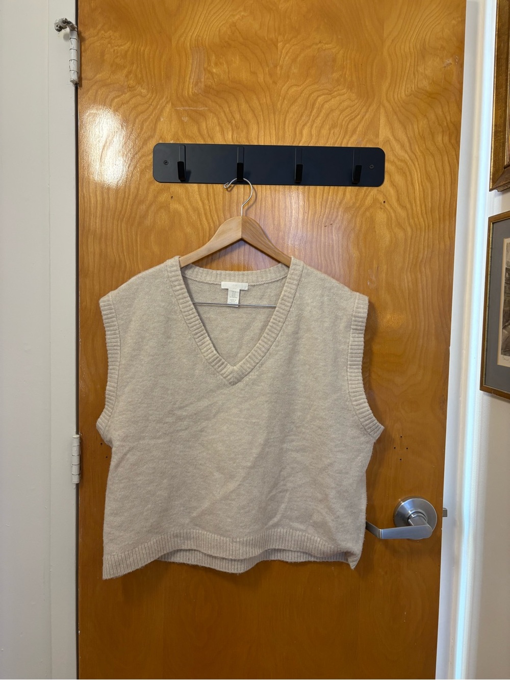 H&M Beige V-Neck Knit Sweater Vest